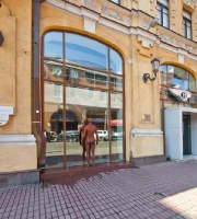 Автосалон Bently